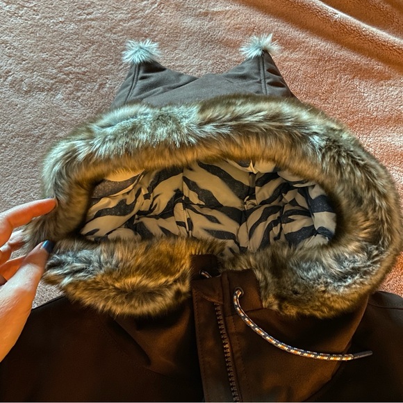 ✨rare✨ Columbia X Star Wars Clone Wars Ahsoka Tano coat brand new w/ tags - Picture 5 of 12